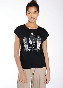 Hailys Feather Print Short Sleeve T-Shirt