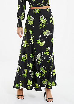 Quiz Black & Lime Satin Floral High Waist Skirt