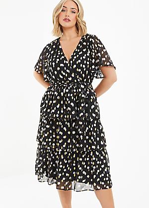 Quiz curve dresses on sale sale