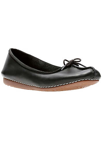 Clarks freckle ice store black