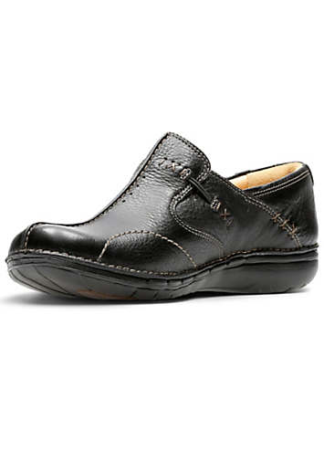 clarks leather shoes