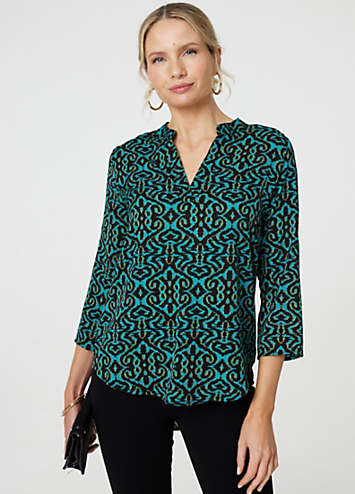 Izabel London Jade Aztec Print Three Quarter Sleeve Curve Hem Blouse Grattan