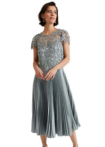 【NEW】Phase Eight / エリダ オンブレ ドレス Adeline Double Layer Lace Dress | Phase Eight ROW |