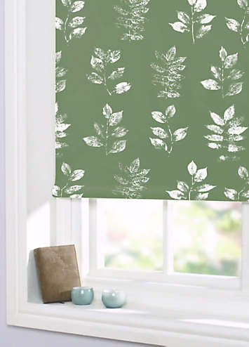 Sandown & Bourne Artisan Leaf Roller Blind | Grattan