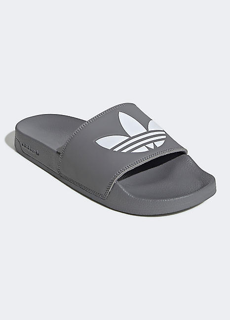 adidas spezial flip flops