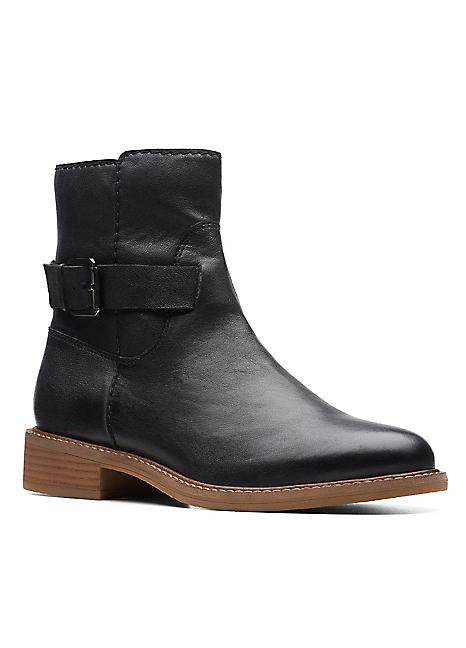 Clarks long black outlet leather boots