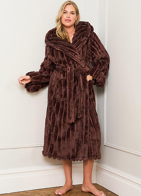 brown maxi dress for wedding guest Annalise Floral Formal Dress- Cut:junior Faux Suede Collared Mini WK43-FinalSale Meet Thelma in Brown
