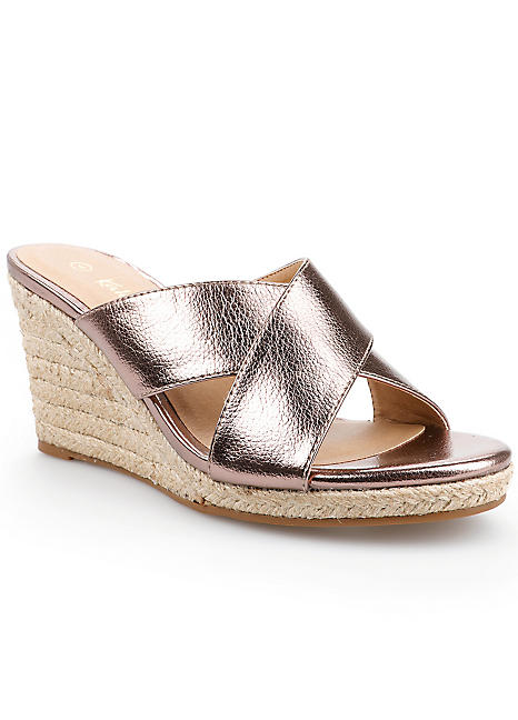 miu miu cap toe platform sneakers