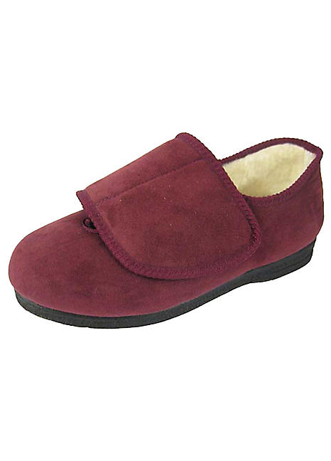 wide slippers for women