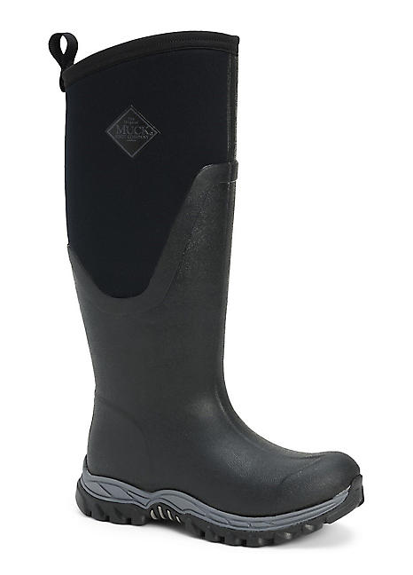 Black and white 2024 womens muck boots