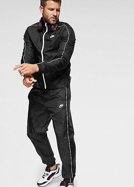 tapered nike tracksuit