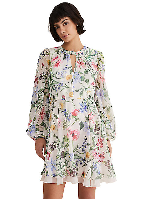 phase-eight-everleigh-chiffon-