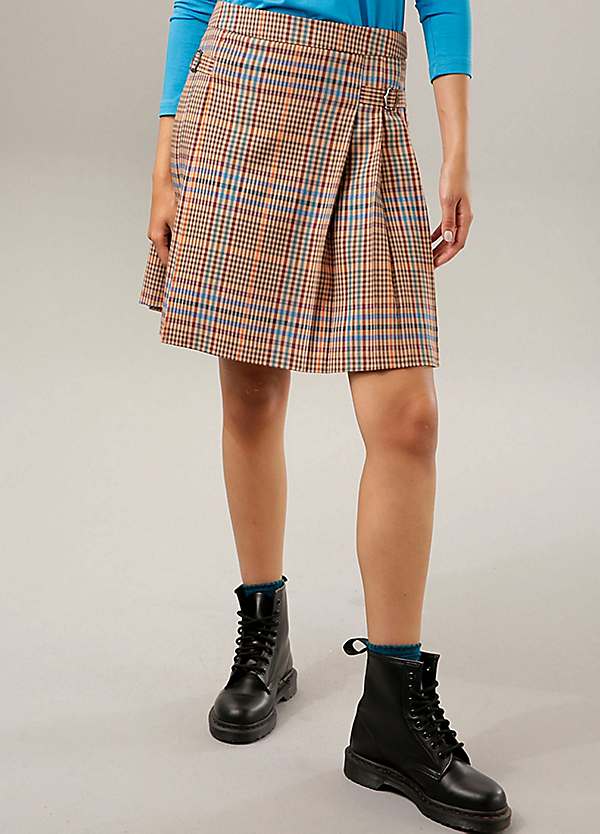 Pleated skirt checked best sale