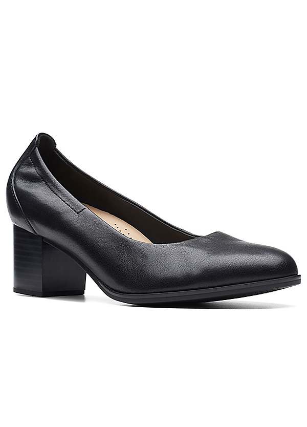 Clarks black hot sale pumps