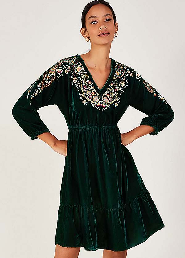 Green velvet best sale dress monsoon