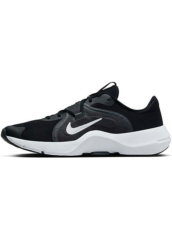 Sporty hot sale nike shoes