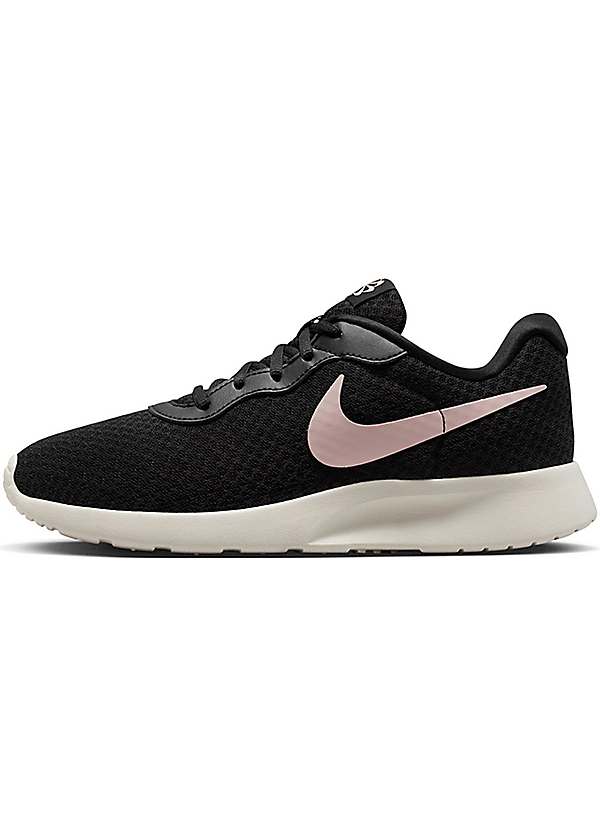 Nike women's tanjun racer running shoes hotsell