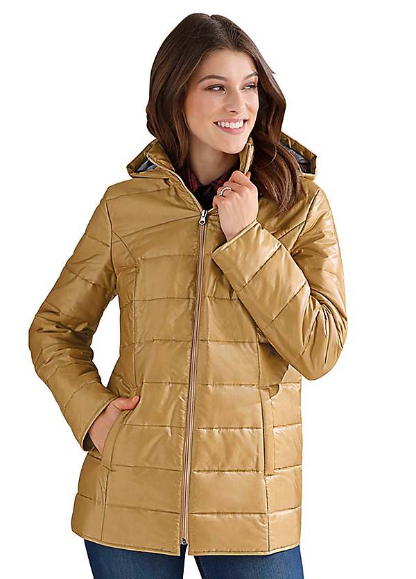 Lightweight quilted hotsell hooded jacket