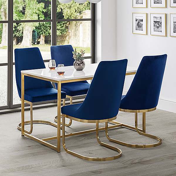 Scarlett dining online table