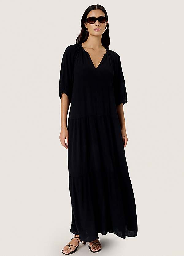 Soaked in Luxury SLZaya Flowy Maxi Dress | Grattan