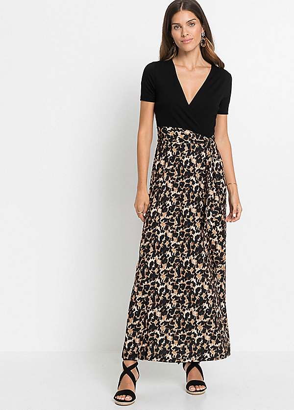 Maxi dress with black top and printed clearance bottom